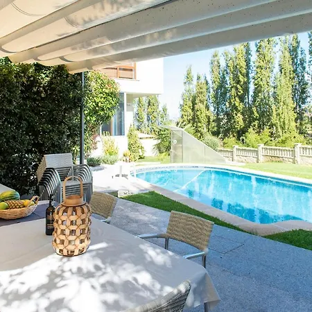 Вилла Casa El Castanal Con Piscina Privada *